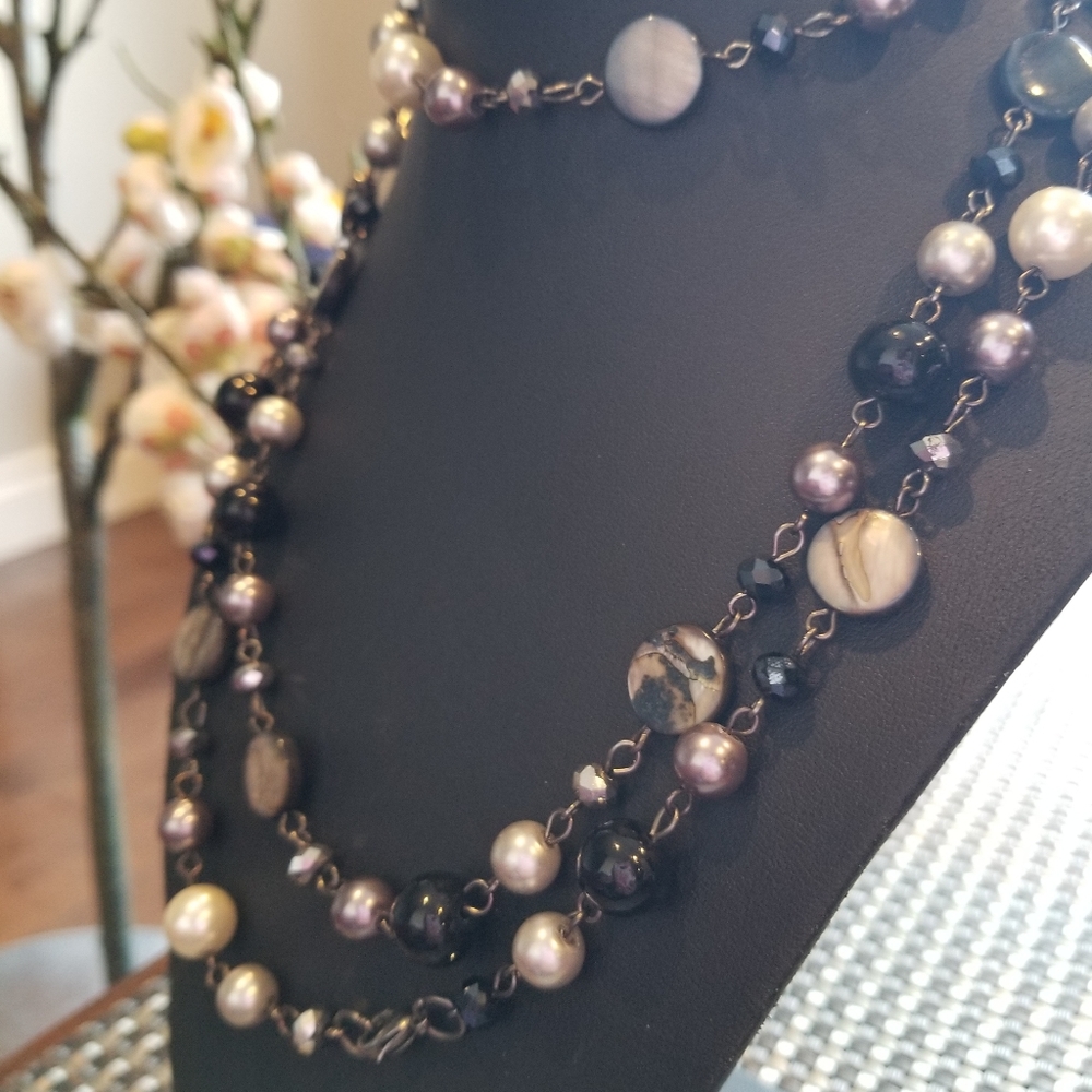 Faux Pearl Necklace multi colour.